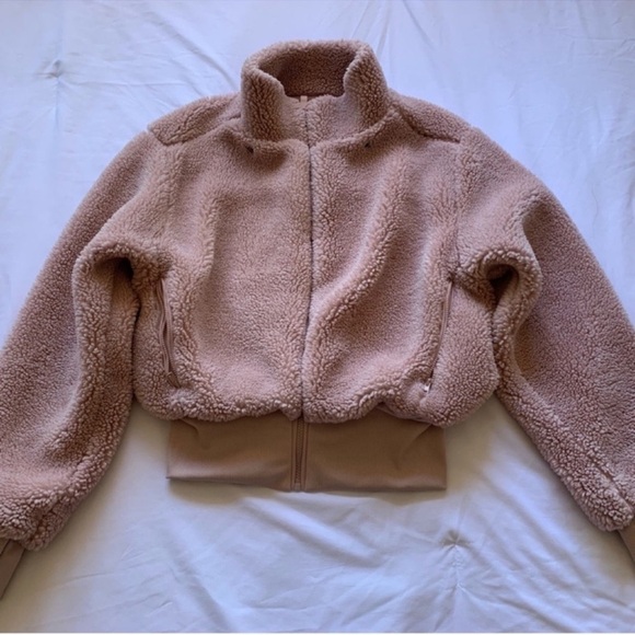 ALO Yoga Blush Sherpa Jacket XS - Picture 1 of 2